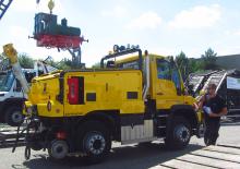 म्यूनिसिपल ट्रैक्टर फ्रंट हिच Unimog U 429 Euro 6