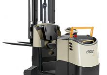 ऑर्डर पिकर और चेरी पिकर फोर्कलिफ्ट Crown MPC 3040