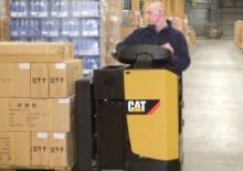 पैलेट ट्रक सिट डाउन राइडर Caterpillar NPS20N