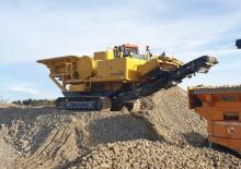 रबल रीसाइक्लिंग प्लांट Komatsu BR210JG-1