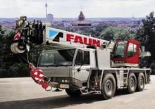 ऑल-टेरेन क्रेन Tadano ATF110G-5 