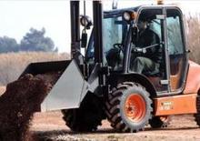 रफ टेरेन फोर्कलिफ्ट Ausa CH 150