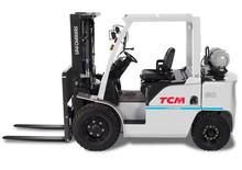 रफ टेरेन फोर्कलिफ्ट TCM FD 150-4 EX