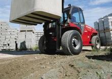 रफ टेरेन फोर्कलिफ्ट Manitou MC 20 HP