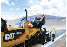 ट्रैक्ड एस्फाल्ट पेवर Caterpillar AP655F