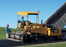 ट्रैक्ड एस्फाल्ट पेवर Caterpillar AP755