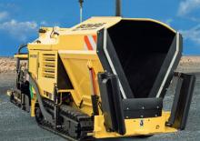 ट्रैक्ड एस्फाल्ट पेवर Bomag BF 222 C