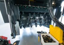ट्रैक्ड एस्फाल्ट पेवर Bomag BM 1200/30