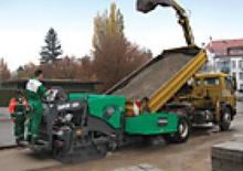 ट्रैक्ड एस्फाल्ट पेवर Vögele Super 600