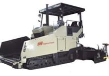 ट्रैक्ड एस्फाल्ट पेवर IR-ABG Titan 8820