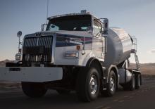 रिजिड चेसिस Western Star 4800 SF Detroit DD13