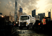 रिजिड चेसिस Hino 500 GH 1832 4x2