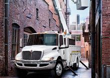 रिजिड चेसिस International MV607 107 Crew Cab Cummins L9