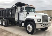 रिजिड चेसिस Mack RD690S CA49 EM7-300 E-TECH 6x4