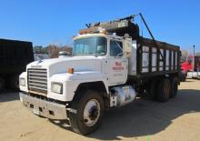रिजिड चेसिस Mack RD694S CA49 EM5-250 6x4