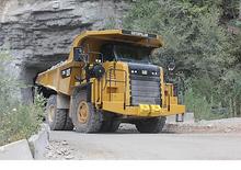 रिजिड डंप ट्रक Caterpillar 770G