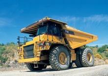 रिजिड डंप ट्रक Caterpillar 775 D