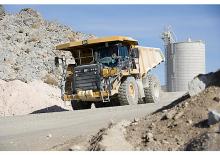 रिजिड डंप ट्रक Caterpillar 775G