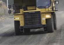 रिजिड डंप ट्रक Komatsu HD605-5