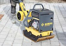 रिवर्सिबल वाइब्रेटरी प्लेट कॉम्पेक्टर Bomag BPR 25/50 D