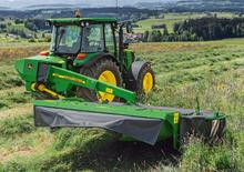 रियर-माउंटेड मोवर - कंडीशनर के साथ डिस्क John Deere 331
