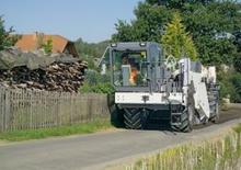 रोड रीसाइक्लिंग मशीन/-कोल्ड रीसाइकलर Wirtgen WR 2000