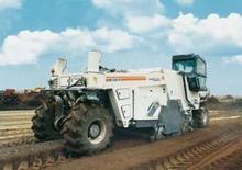 रोड रीसाइक्लिंग मशीन/-कोल्ड रीसाइकलर Wirtgen WR 2500 SK