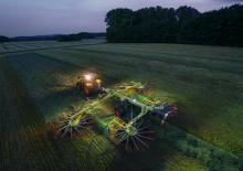 रोटरी रेक Claas Liner 4700 Business pro 