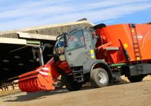 सेल्फ प्रोपेल्ड फीड मिक्सर Kuhn SPV Intense 14.2 DS