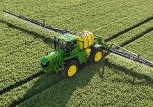सेल्फ-प्रोपेल्ड फील्ड स्प्रेयर John Deere R4050i