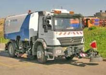 डुअल ऑपरेशन स्वीपर ट्रक Schmidt SK 700 dual