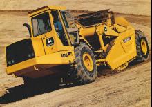 स्क्रेपर John Deere Construction 762B
