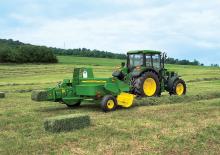 स्क्वायर बेलर John Deere 459