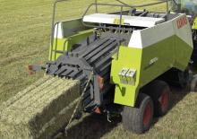 स्क्वायर बेलर Claas Quadrant 2100 RC