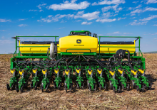 सोइंग मशीन John Deere 2113