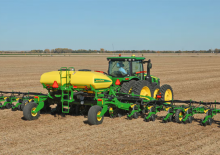 सोइंग मशीन John Deere DR18