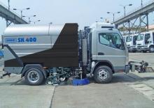 स्वीपर ट्रक, राइट-हैंड सक्शन हेड Schmidt SK 400