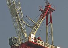 टावर क्रेन - लफिंग बूम - टॉप-स्लीविंग Yongmao STL660C