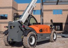 टेलीहैंडलर Snorkel SR626E