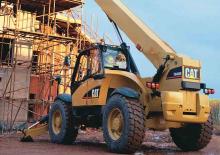 टेलीहैंडलर Caterpillar TH 460 B