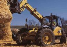 टेलीहैंडलर Caterpillar TH220B