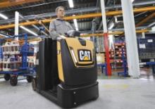 टो ट्रैक्टर Caterpillar NTR30N