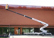 ट्रक माउंटेड आर्टिकुलेटिंग बूम लिफ्ट Dino Lift Dino 260XTD
