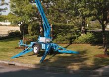 ट्रक माउंटेड आर्टिकुलेटिंग बूम लिफ्ट Genie TZ50/30 BI-energy