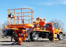 ट्रक माउंटेड टेलीस्कोपिक बूम लिफ्ट Elliott Equipment H55F HiReach