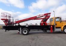ट्रक माउंटेड टेलीस्कोपिक बूम लिफ्ट Elliott Equipment H70F HiReach
