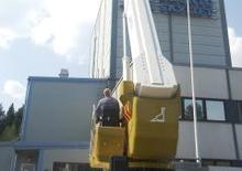 ट्रक माउंटेड टेलीस्कोपिक बूम लिफ्ट Bronto Skylift S 61 XDT