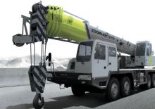 ट्रक-माउंटेड टेलीस्कोपिक क्रेन Zoomlion ZTC550V532