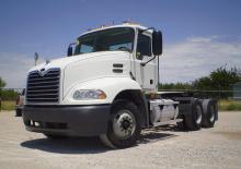ट्रक ट्रैक्टर - ट्रैक्टर यूनिट Mack VISION CA65 Conventional CXN602 AC-460P ASET 4x2