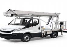 ट्रेलर माउंटेड आर्टिकुलेटिंग बूम लिफ्ट Multitel MZ 250